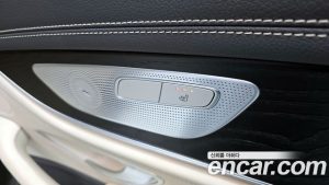 Mercedes-Benz CLS-Class CLS300d 4MATIC 2023 года из Южной Кореи