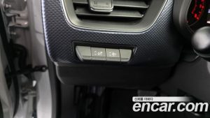 Renault-KoreaSamsung XM3 1.6 GTe LE 2023 года из Южной Кореи