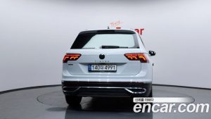 Volkswagen Tiguan 2.0 TSI Prestige 2022 года из Южной Кореи