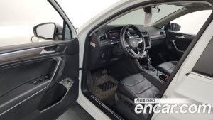 Volkswagen Tiguan 2.0 TSI Prestige 2022 года из Южной Кореи
