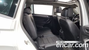 Volkswagen Tiguan 2.0 TSI Prestige 2022 года из Южной Кореи