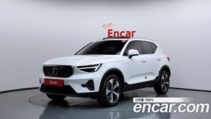 Volvo XC40 B4 ULTIMATE Bright 2024 года из Южной Кореи