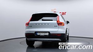 Volvo XC40 B4 ULTIMATE Bright 2024 года из Южной Кореи