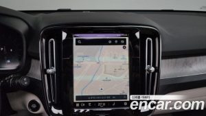 Volvo XC40 B4 ULTIMATE Bright 2024 года из Южной Кореи