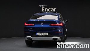 BMW X4 xDrive20i xLine 2023 года из Южной Кореи