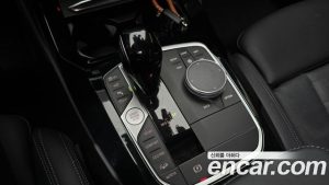 BMW X4 xDrive20i xLine 2023 года из Южной Кореи