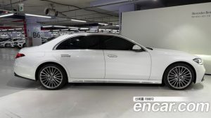 Mercedes-Benz S-Class S500L 4MATIC 2025 года из Южной Кореи