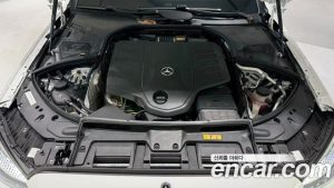 Mercedes-Benz S-Class S500L 4MATIC 2025 года из Южной Кореи