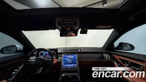 Mercedes-Benz S-Class S500L 4MATIC 2025 года из Южной Кореи
