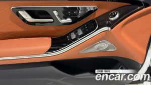 Mercedes-Benz S-Class S500L 4MATIC 2025 года из Южной Кореи