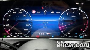 Mercedes-Benz E-Class E200 Avantgarde 2025 года из Южной Кореи