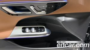Mercedes-Benz E-Class E200 Avantgarde 2025 года из Южной Кореи