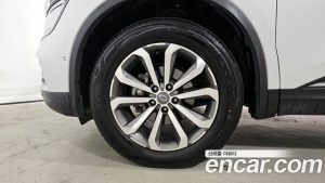 Renault-KoreaSamsung QM6 2.0 LPe LE Signature 2WD 2022 года из Южной Кореи