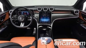 Mercedes-Benz GLC-Class GLC300 4MATIC AMG Line 2023 года из Южной Кореи