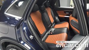 Mercedes-Benz GLC-Class GLC300 4MATIC AMG Line 2023 года из Южной Кореи