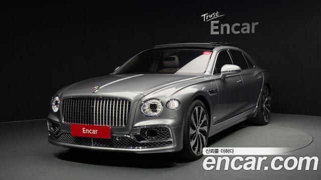 Bentley Flying Spur 4.0 Azure 2023 года из Кореи