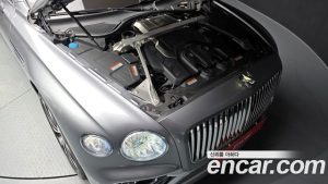 Bentley Flying Spur 4.0 Azure 2023 года из Южной Кореи