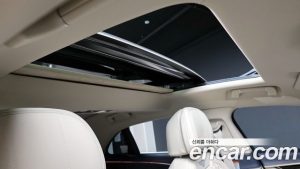 Bentley Flying Spur 4.0 Azure 2023 года из Южной Кореи