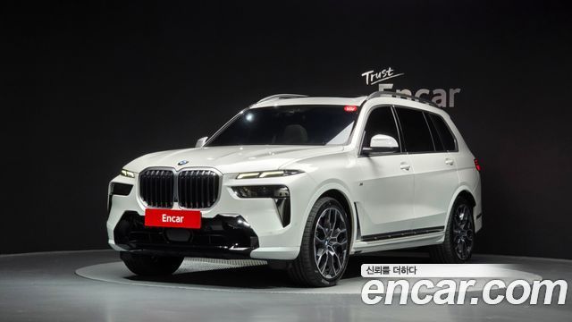 BMW X7 xDrive 40i M Sport 7-Seater 2024 года из Кореи