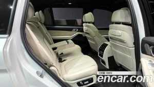 BMW X7 xDrive 40i M Sport 7-Seater 2024 года из Южной Кореи