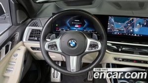 BMW X7 xDrive 40i M Sport 7-Seater 2024 года из Южной Кореи