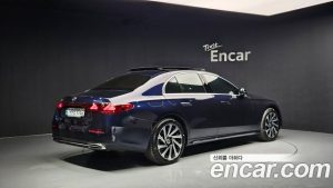 Mercedes-Benz E-Class E300 4MATIC Exclusive 2024 года из Южной Кореи