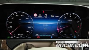 Mercedes-Benz E-Class E300 4MATIC Exclusive 2024 года из Южной Кореи