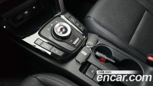 Kia Seltos Бензин 2.0 2WD 2024 года из Южной Кореи