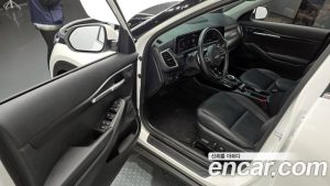 Kia Seltos Бензин 2.0 2WD 2024 года из Южной Кореи