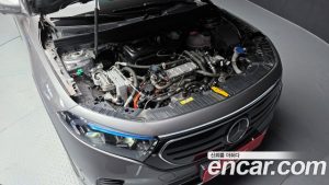 Mercedes-Benz EQB EQB300 4MATIC 2023 года из Южной Кореи