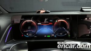 Mercedes-Benz EQB EQB300 4MATIC 2023 года из Южной Кореи