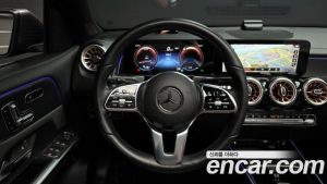Mercedes-Benz EQB EQB300 4MATIC 2023 года из Южной Кореи