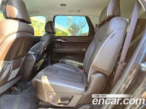 Hyundai Palisade Бензин 3.8 2WD 2024 года из Южной Кореи