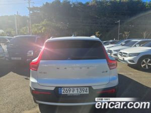 Volvo XC40 B4 ULTIMATE Bright 2023 года из Южной Кореи