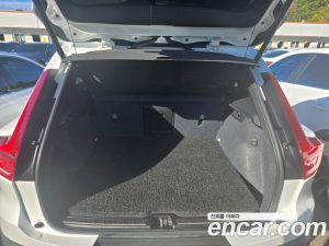 Volvo XC40 B4 ULTIMATE Bright 2023 года из Южной Кореи