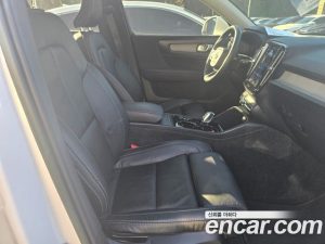 Volvo XC40 B4 ULTIMATE Bright 2023 года из Южной Кореи