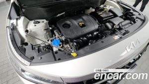 Kia Seltos Бензин 2.0 4WD 2024 года из Южной Кореи