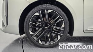 Kia K8 Signature 2025 года из Южной Кореи