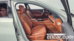Kia K8 Signature 2025 года из Южной Кореи