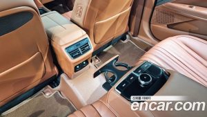 Kia K8 Signature 2025 года из Южной Кореи