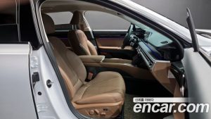Hyundai Grandeur Exclusive 2025 года из Южной Кореи