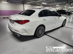 Mercedes-Benz C-Class C300 4MATIC AMG Line 2023 года из Южной Кореи