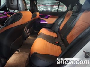 Mercedes-Benz C-Class C300 4MATIC AMG Line 2023 года из Южной Кореи