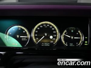 Rolls-Royce Phantom 6.7 EWB V12 2024 года из Южной Кореи