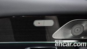 Mercedes-Benz GLE-Class GLE400d 4MATIC Coupe 2023 года из Южной Кореи