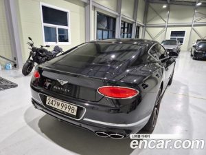 Bentley Continental 4.0 GT 2022 года из Южной Кореи