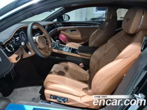 Bentley Continental 4.0 GT 2022 года из Южной Кореи