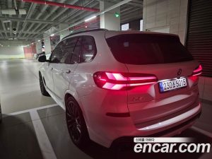 BMW X5 xDrive 40d M Sport Online Exclusive Edition 2025 года из Южной Кореи