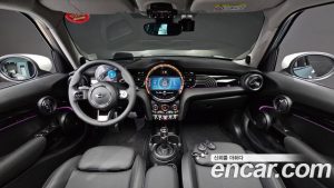 Mini Cooper 5Door MULTITONE Edition 2023 года из Южной Кореи