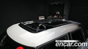 Mini Cooper 5Door MULTITONE Edition 2023 года из Южной Кореи